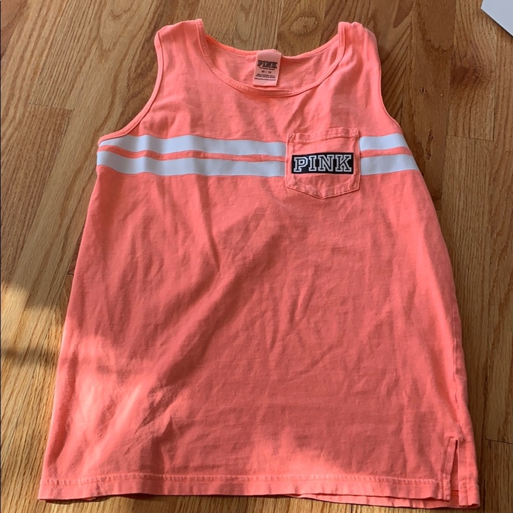 Muscle tank top